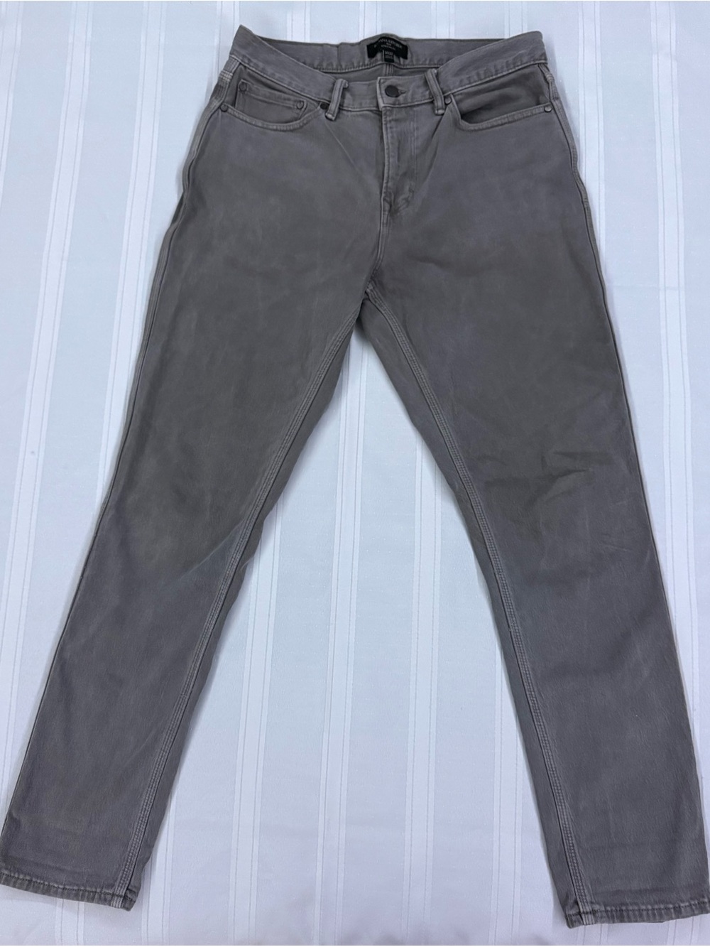 Men’s Banana Republic Athletic Fit Jeans (Size 31x32)